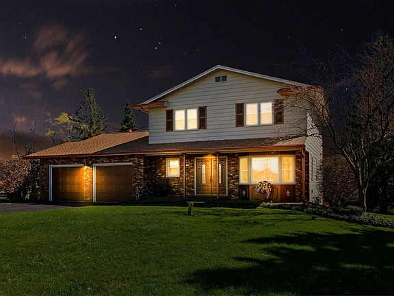2nd image of 555 Devils Ln