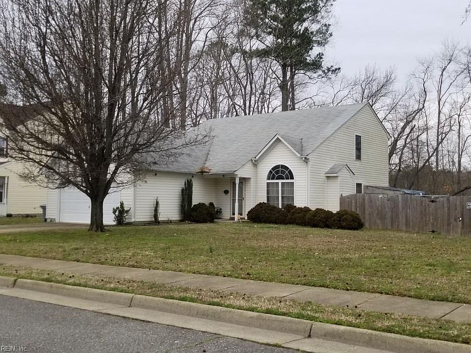 2nd image of 135 Baker Farm Dr