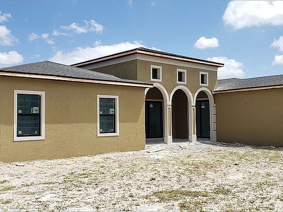 4th image of 114 NW 25th Ave