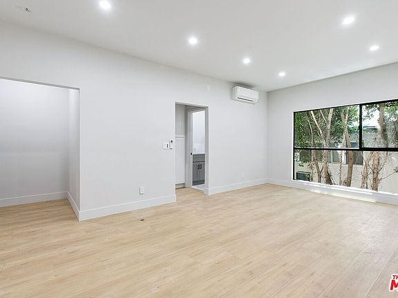 2nd image of 7229 Willoughby Ave #15A
