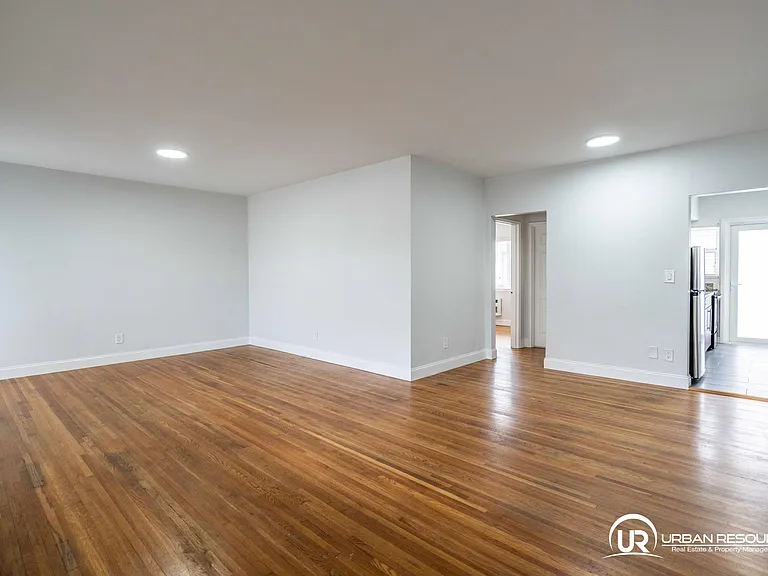 8330 Byron Ave #7 — Photo 8