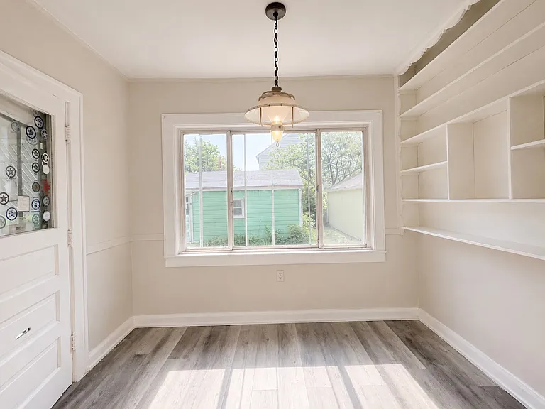 4450 Commonwealth Ave — Photo 11