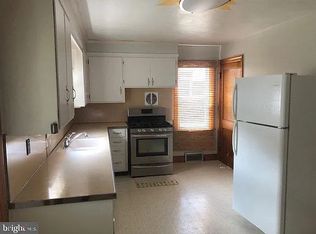 40 W Myrtle St, Littlestown, PA 17340