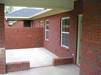2nd image of 3316 Ashford Pl