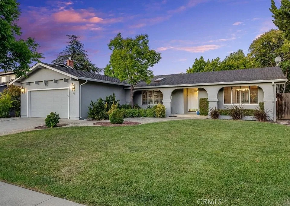 6182 Calle Del Conejo
