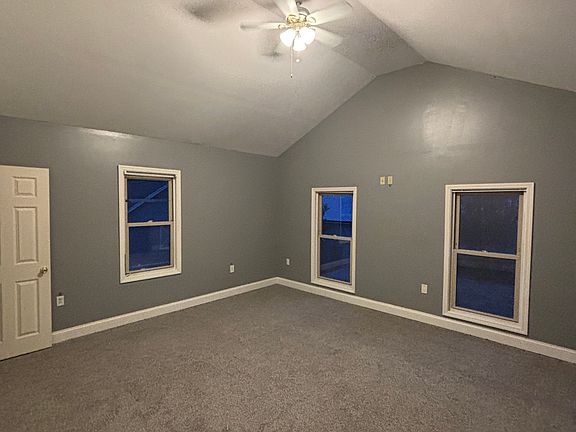 4th image of 122 Cuyler St #3