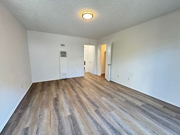 4th image of 5650 Fair Ave #9228