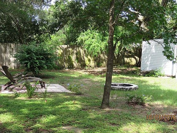 4th image of 525 Fern Ave