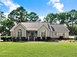 1900 Greenbriar Rd, Kinston, NC 28501