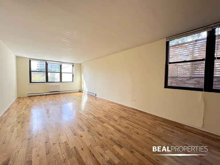 1446 N Dearborn St — Photo 42