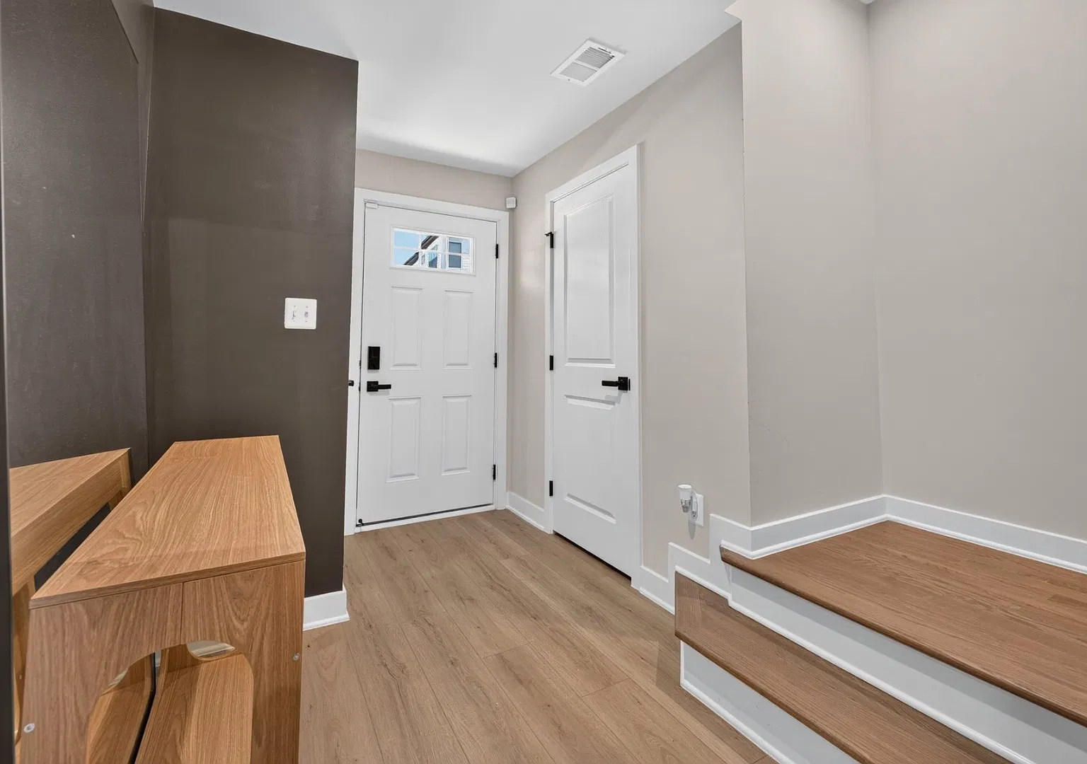 Beautiful 4lvl Townhome in Southlake — Photo 3