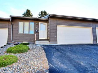 552 28th Ave SW, Minot, ND 58701