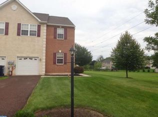 507 Clearview Dr, Souderton, PA 18964