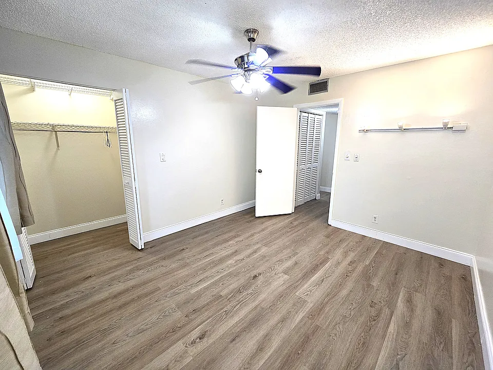 7383 W Sunrise Blvd #7383