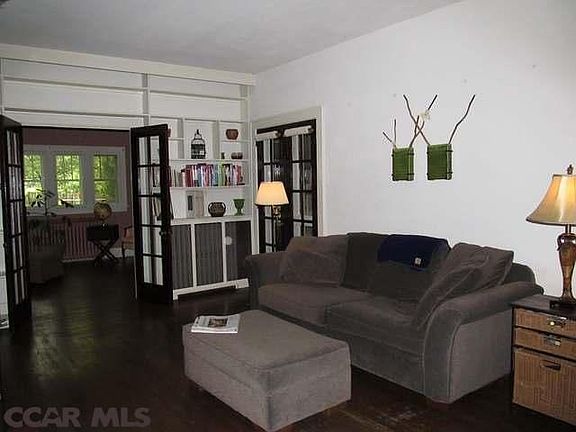 2nd image of 517 E Foster Ave