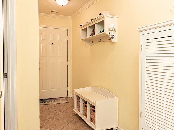 5th image of 8253 Navarre Pkwy APT D104