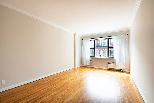 Rented by Aimee Grodanz, LREB | media 6