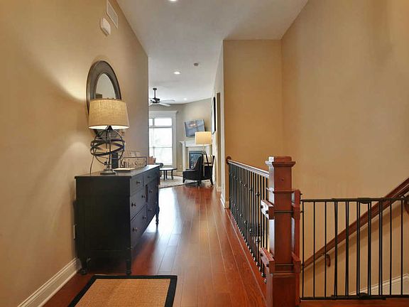 5th image of 9039 Samari Pl
