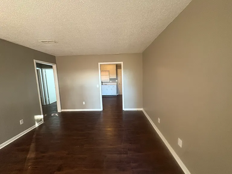 587 Bandy Ln #59 — Photo 4