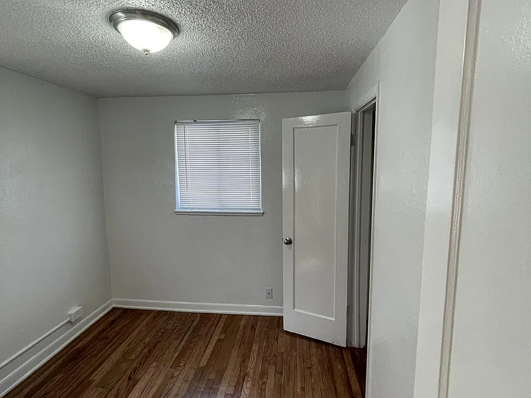 3171 S Lincoln St — Photo 12