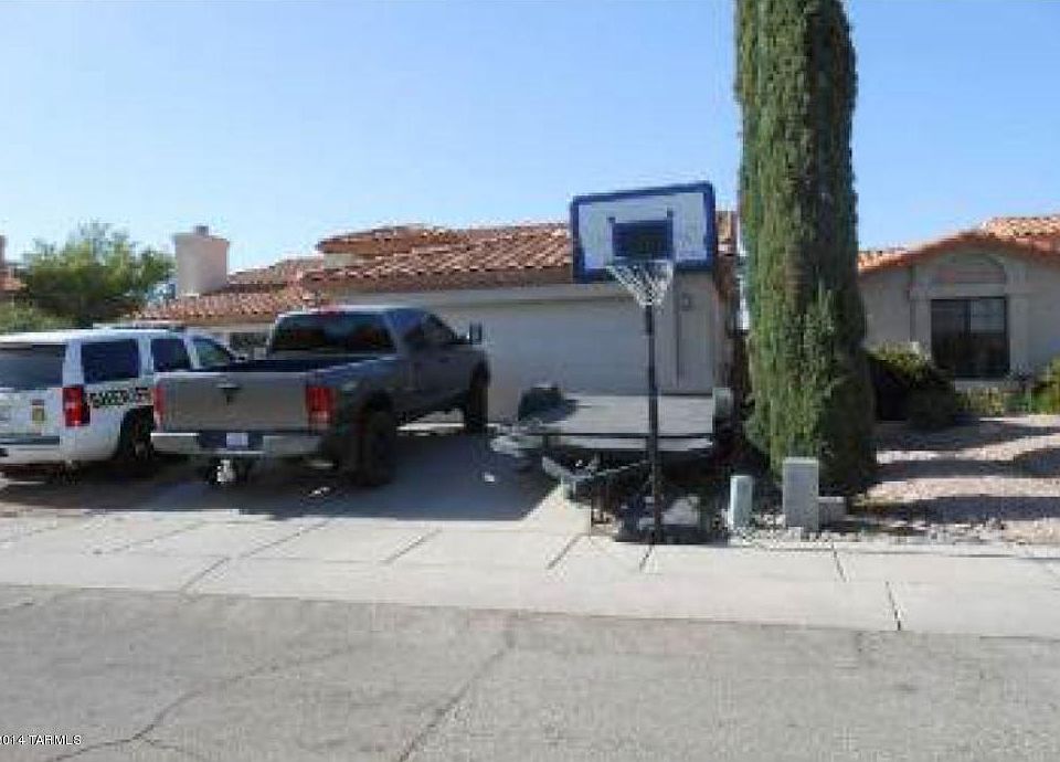 1st image of 2540 W Camino Ebano