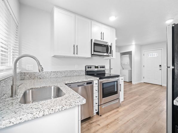 5240 NE 89th Ave #2