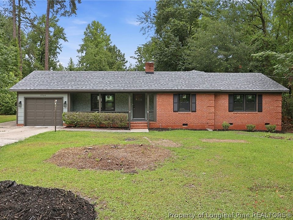 1st image of 1934 Forest Hills Dr