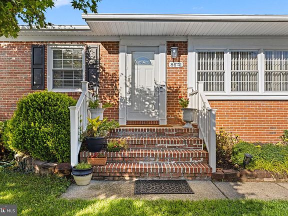 2nd image of 8641 Lucerne Rd