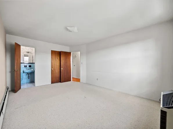 155 Bay 44th Street image 15 of 20