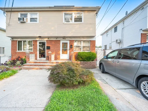 326 Virginia Ave, Staten Island, NY 10305