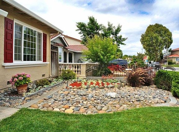 2nd image of 134 Park Ellen Dr