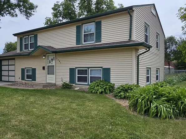 3301 S 2nd Ave, Sioux Falls, SD 57105