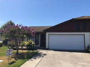 562 Hadley Ct, Gilroy, CA 95020