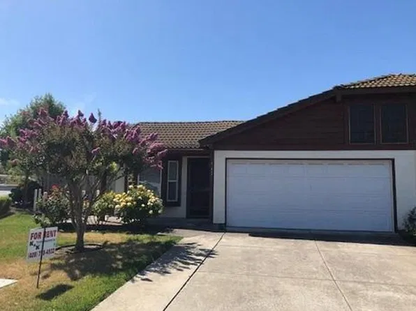 562 Hadley Ct, Gilroy, CA 95020