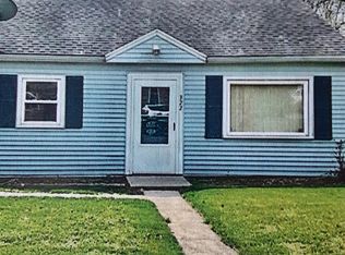 322 E Rosalind Ave, Peoria Heights, IL 61616