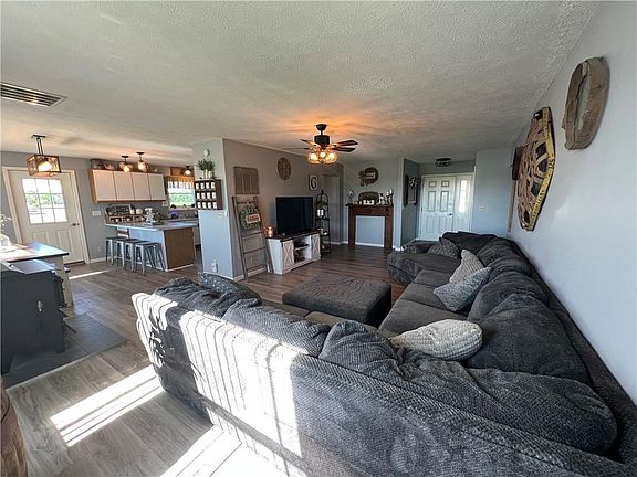 3rd image of 8761 S County Road 350 W