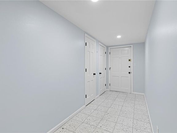 5th image of 4511 Headwood Dr APT 1