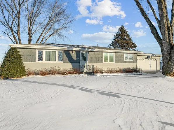 116 N 2nd St, Reedsville, WI 54230