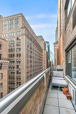 Sold by Corcoran | media 1