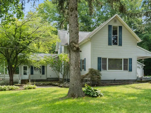 262 S Berry St, Andrews, IN 46702