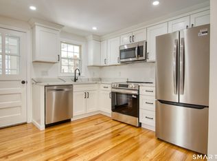 74 Dividend Road, Rocky Hill, CT 06067