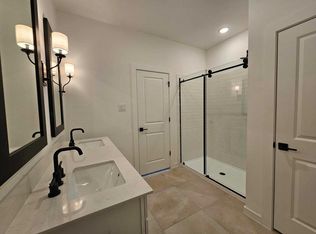 8426 Tranquil Bay Ct, Baytown, TX 77523
