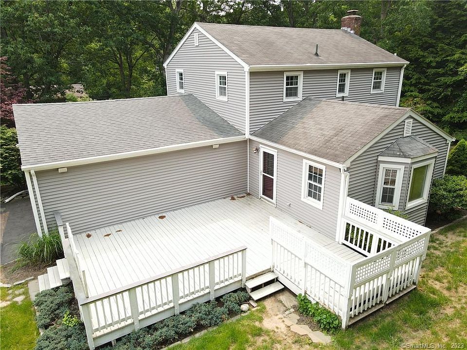 23 Latimer Dr, East Lyme, CT 06333 MLS 170575707 Zillow