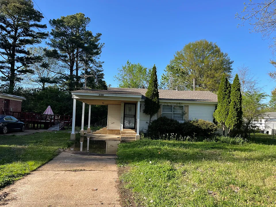 338 W Holmes Rd