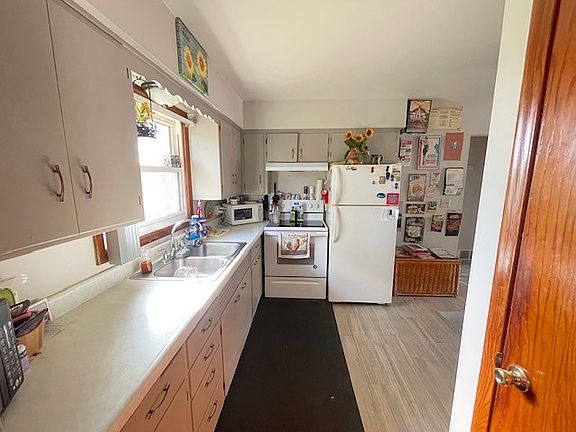 5th image of 509 Ferry Street #509-511