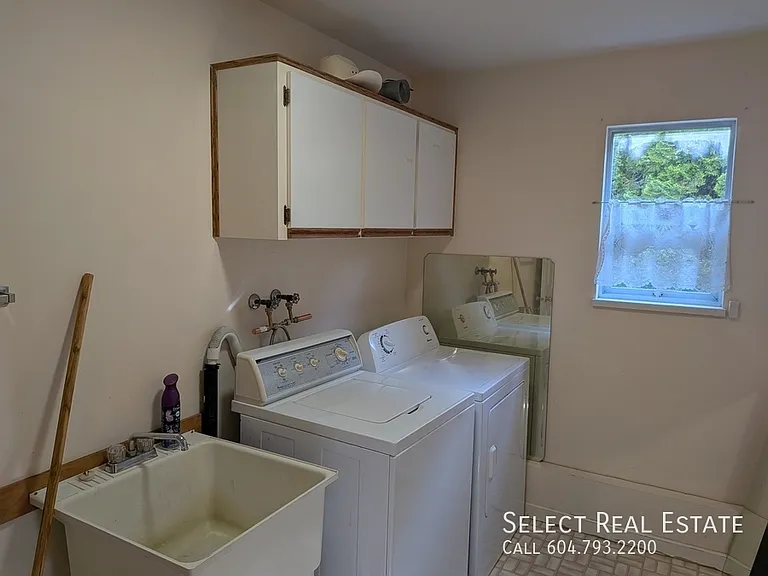 31033 Upper Maclure Rd — Photo 20