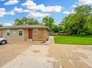 615 N Andover Rd, Andover, KS 67002