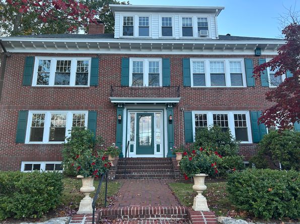 294 Butler Ave FL 1ST