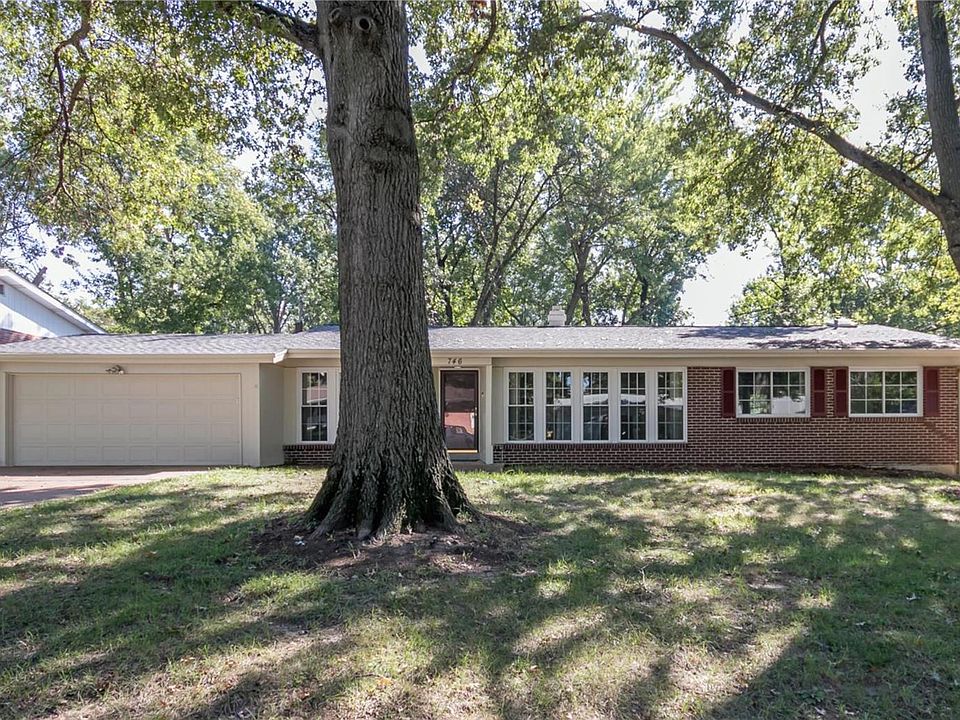 1st image of 746 Montmartre Dr