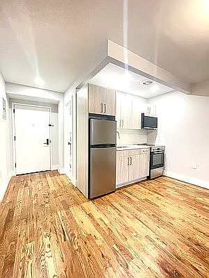 1st image of 180 Underhill Ave #2D